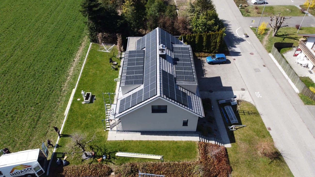 aufdach solar installation