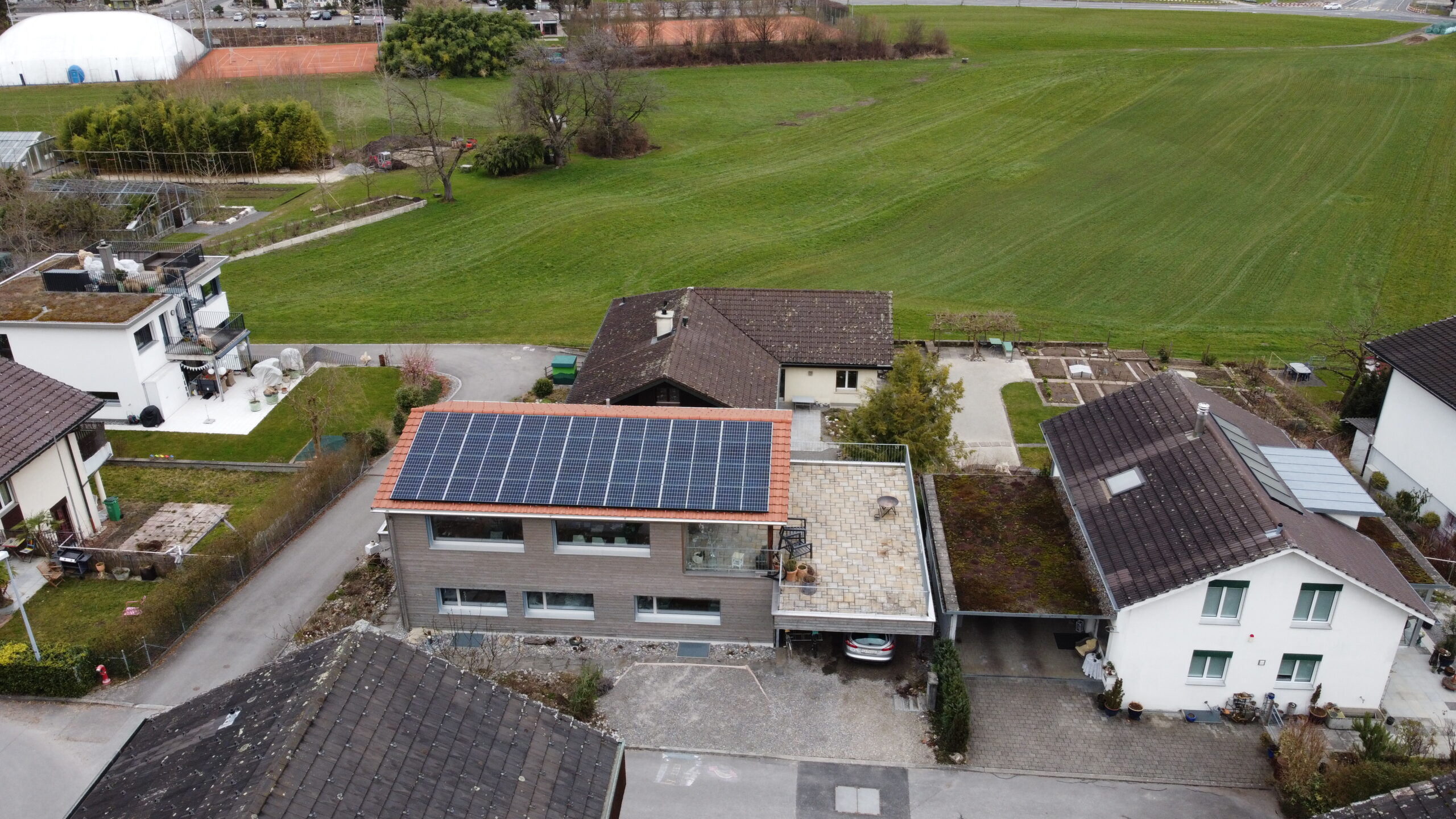Flachdach Solaranlage für Gewerbe in Dagmersellen