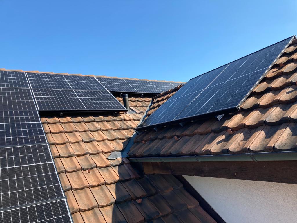 Aufdach Photovoltaik für Einfamilienhaus